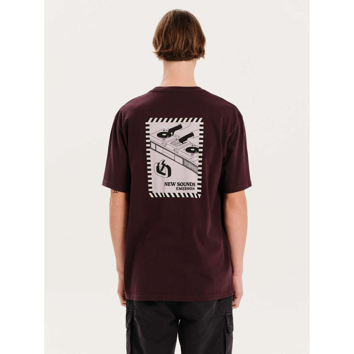 EMERSON ΄΄NEW SOUNDS΄΄ MEN’S SHORT SLEEVE T-SHIRT 251.EM33.44 WINE