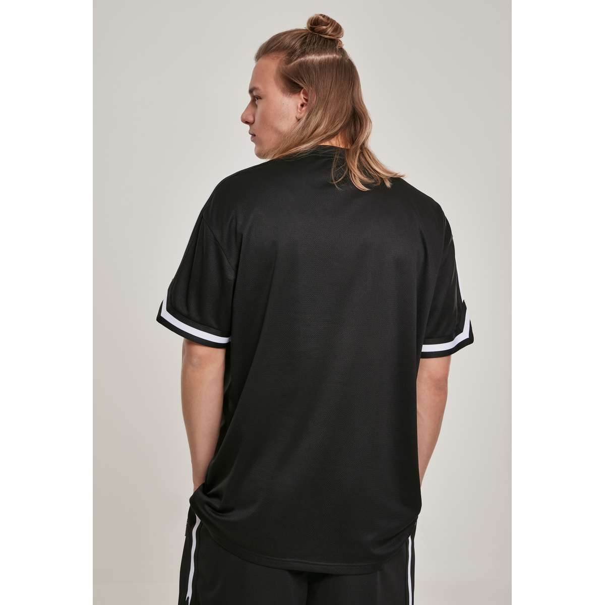 URBAN CLASSICS MEN’S OVERSIZE FIT POLYESTER STRIPES MESH TEE TB2890 BLACK