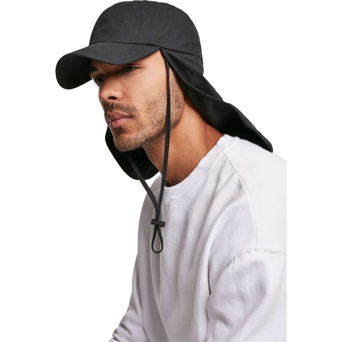 CAP WITH SUN PROTECTION TB2783 BLACK
