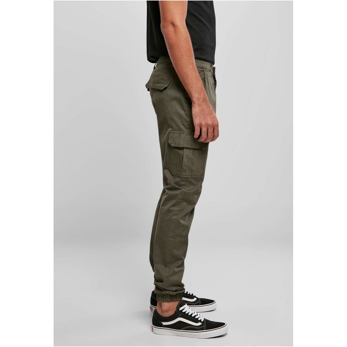 URBAN CLASSICS MEN΄S REGULAR FIT COTTON CARGO JOGGING PANTS GLENCHECK TB3138 OLIVE